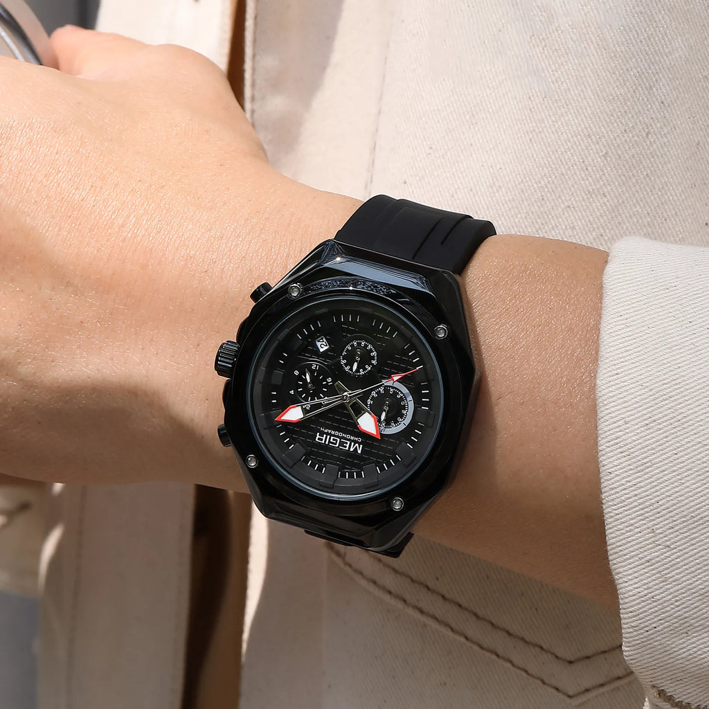 Men’s Military 8138 Watch – Chronograph with Silicone Strap