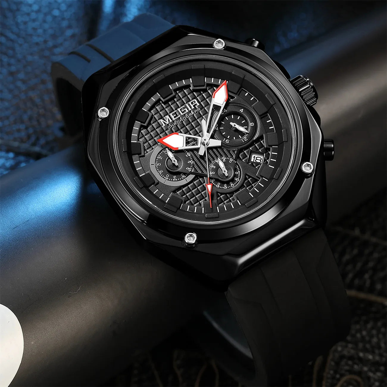 Men’s Military 8138 Watch – Chronograph with Silicone Strap
